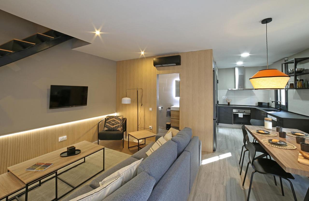 Villa Fridays Flats Onix House L'Hospitalet de Llobregat Exterior foto